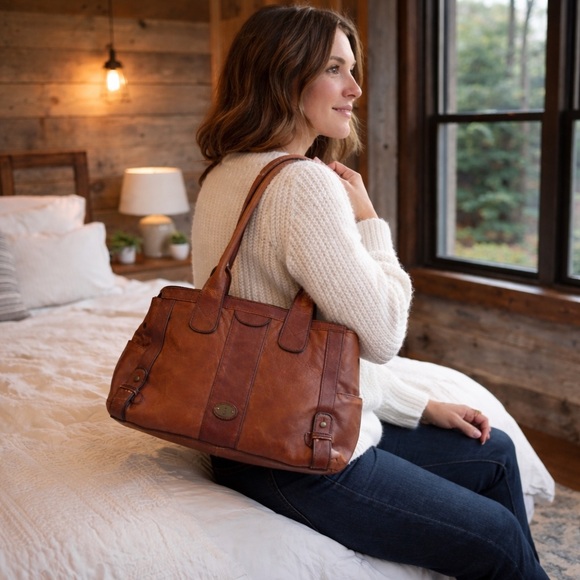Fossil Handbags - Fossil Vintage Reissue Brown and Tan Leather Shoulder Bag Distressed